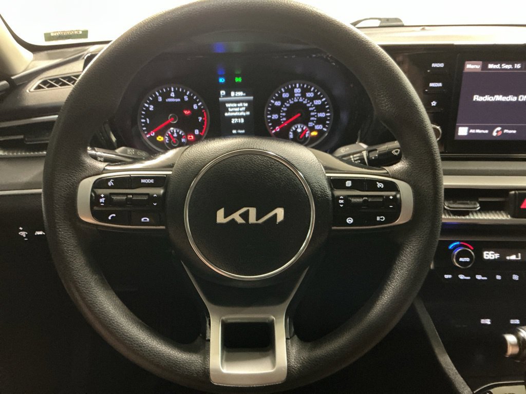 Used 2023 Kia K5 LXS FWD image 18