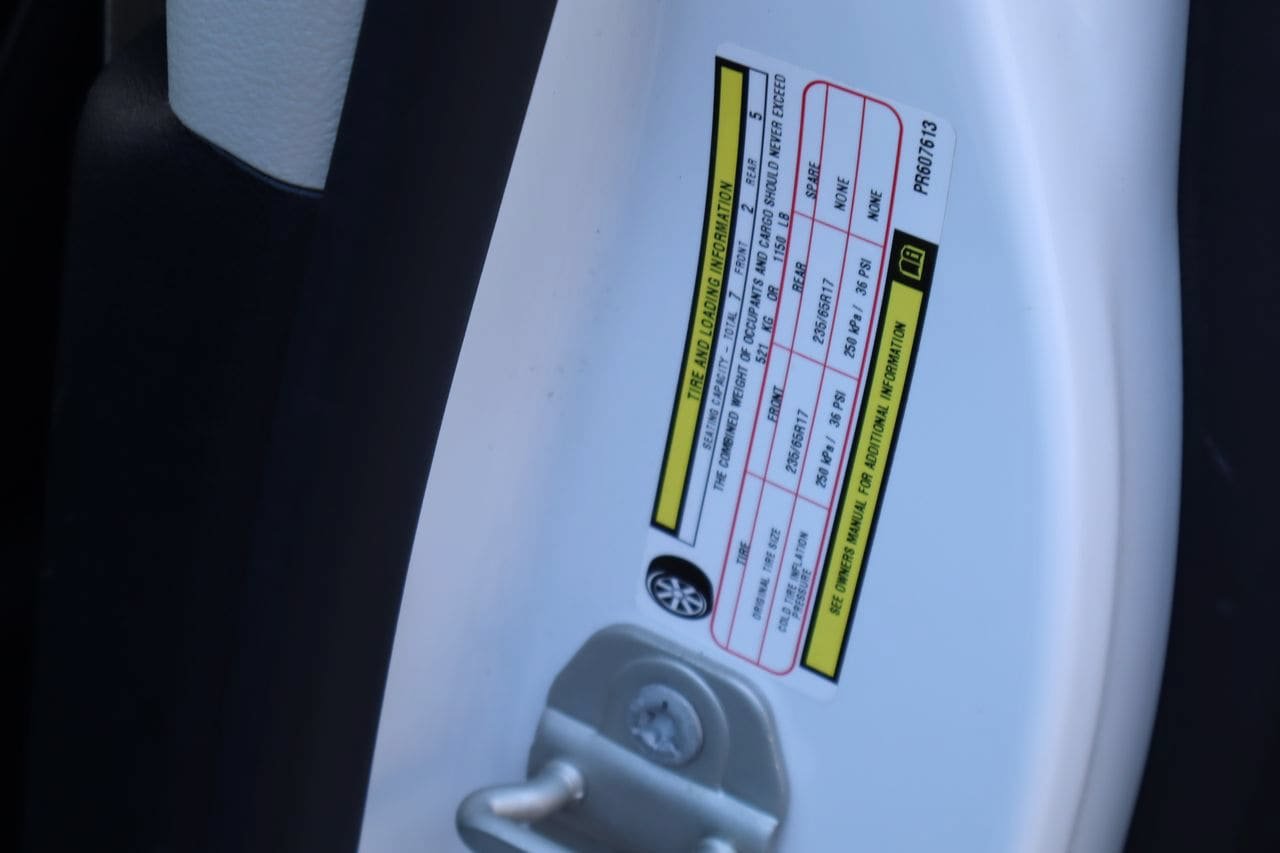 Used 2023 Chrysler Pacifica Touring-L FWD image 30