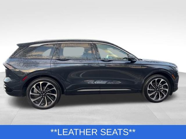 Certified 2024 Lincoln Nautilus Black Label image 7