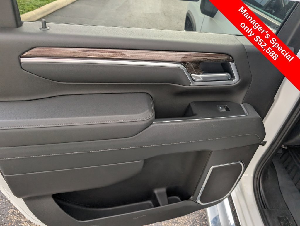 Used 2025 Chevrolet Silverado 2500 LT w/ Convenience Package AWD/4WD image 13