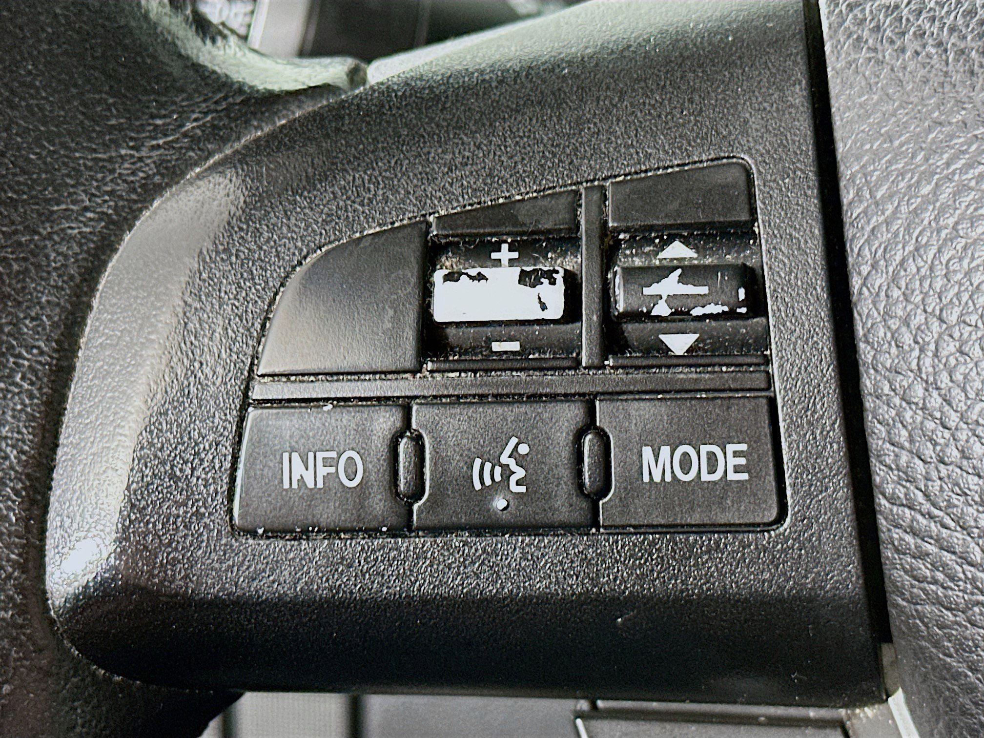 Used 2012 MAZDA MAZDA5 Grand Touring image 21