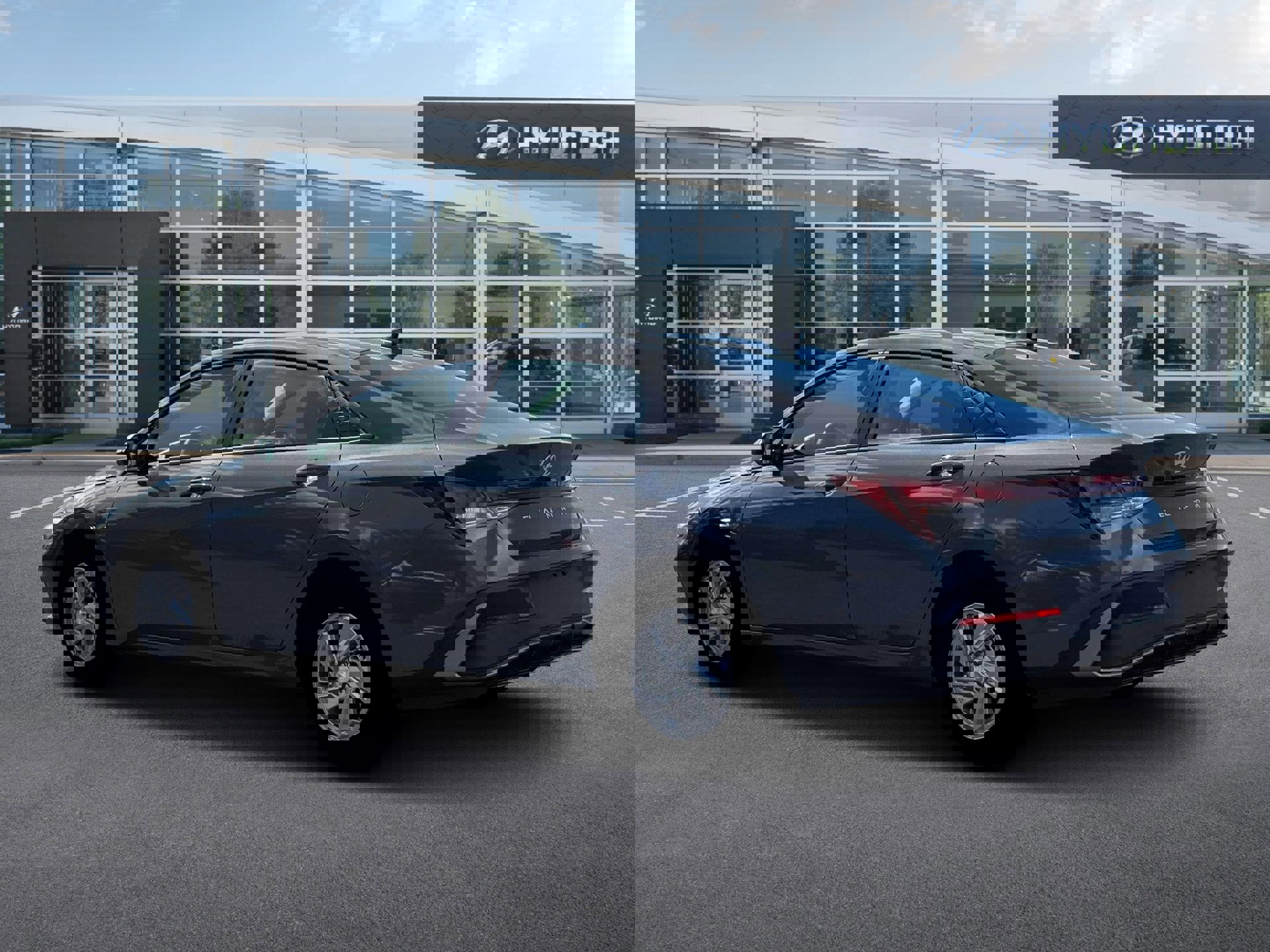 New 2026 Hyundai Elantra SE image 4
