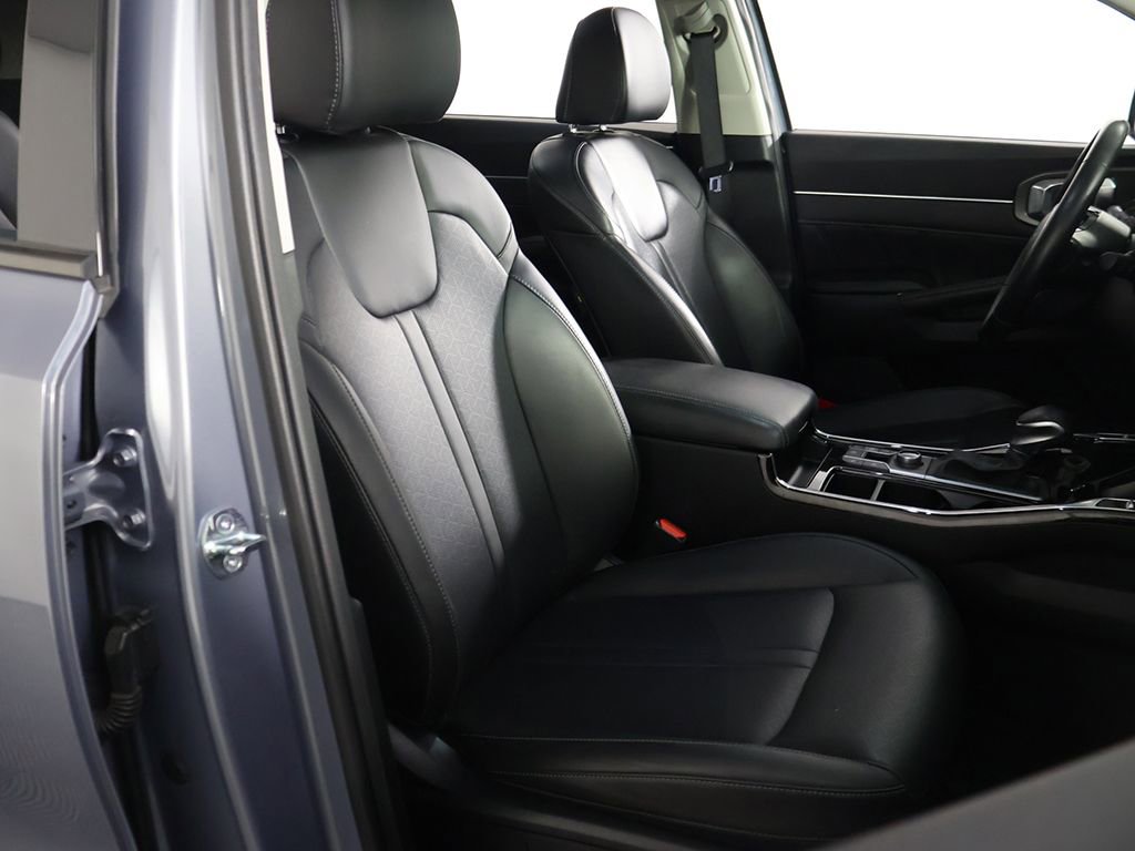 Used 2023 Kia Sorento SX AWD/4WD image 33