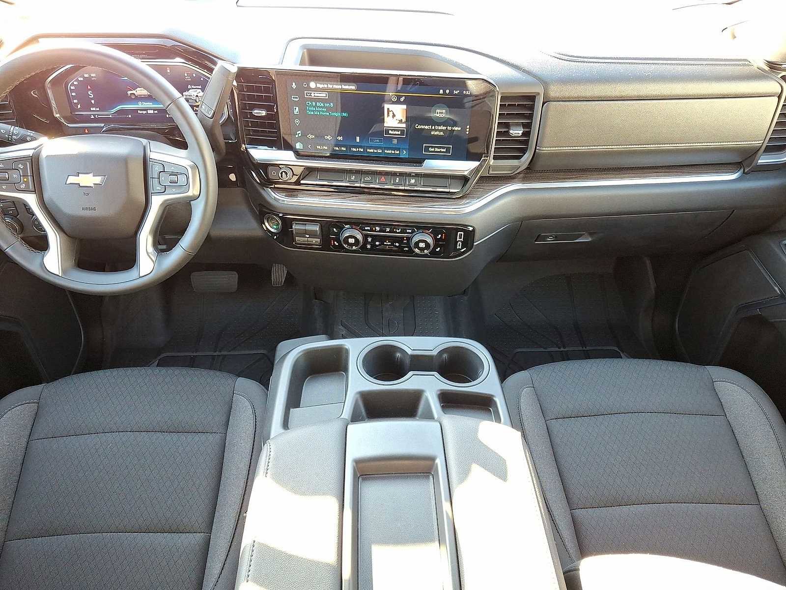 Used 2025 Chevrolet Silverado 2500 LT w/ Convenience Package image 11