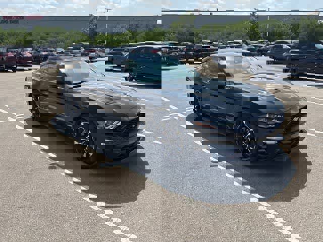 Used 2023 Ford Mustang Coupe w/ Equipment Group 101A RWD image 7