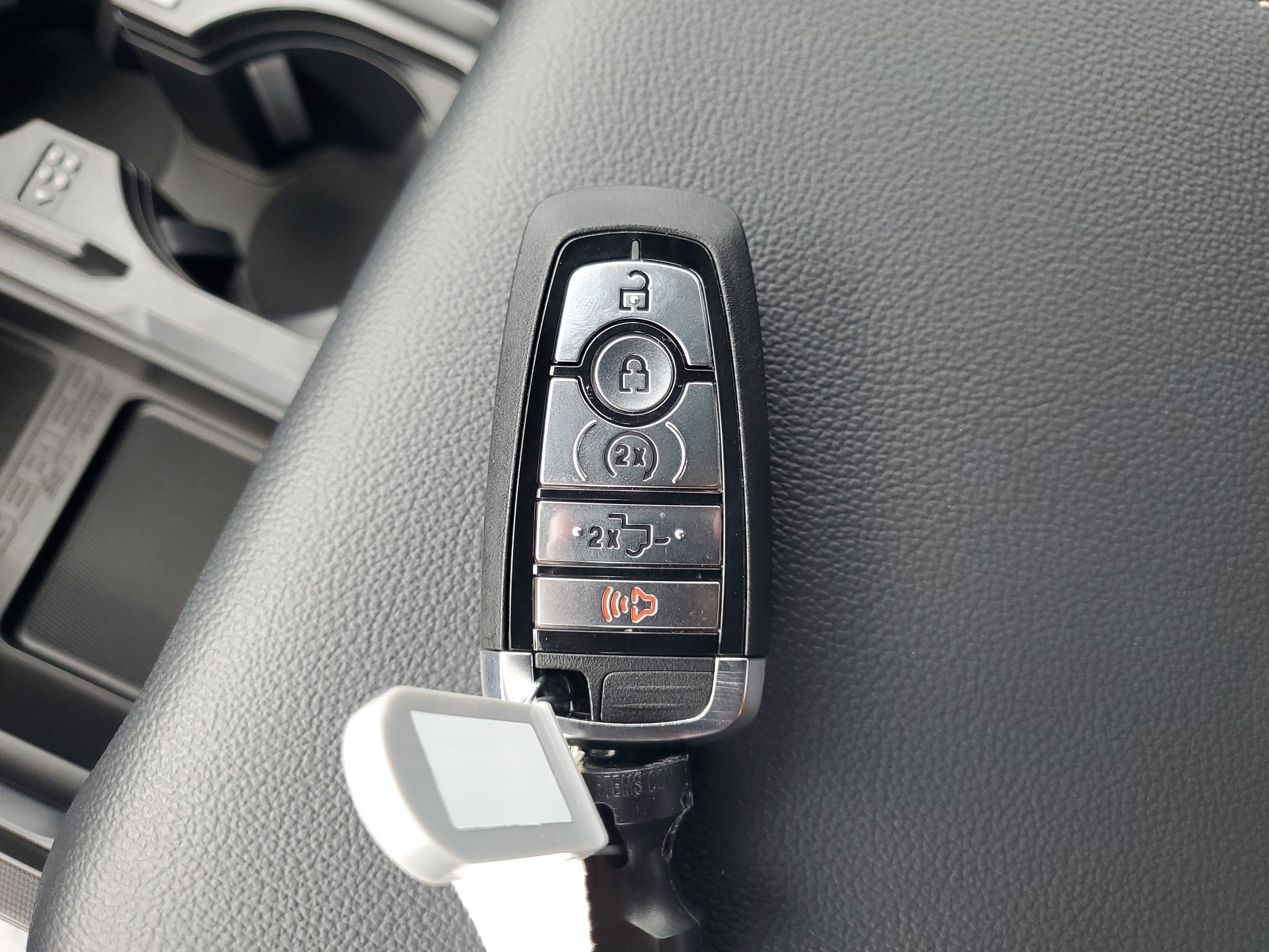 New 2026 Ford F250 Lariat w/ Chrome Package image 22