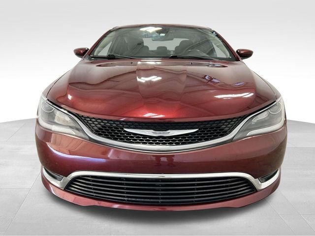 Used 2016 Chrysler 200 Limited w/ Anniversary Edition FWD image 6
