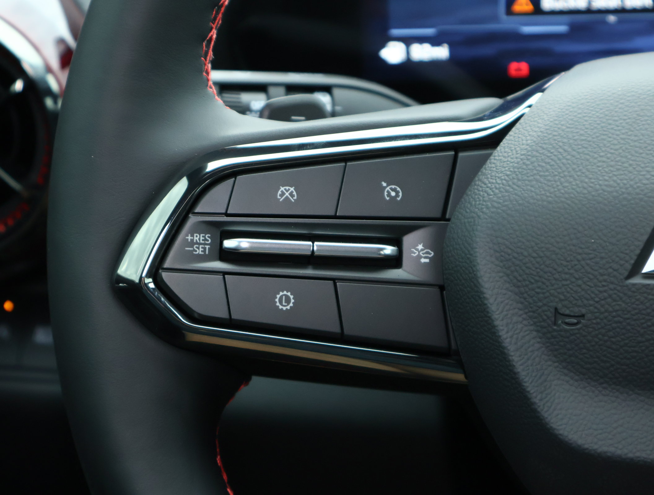 New 2027 Chevrolet Equinox RS w/ Safety and Technology Package FWD image 14