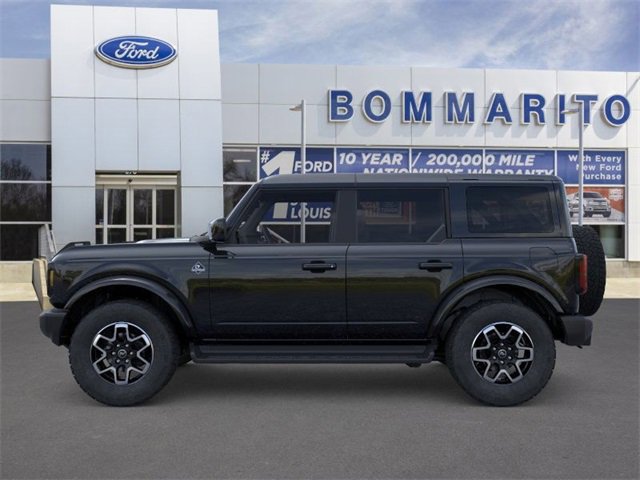 New 2025 Ford Bronco Outer Banks image 3