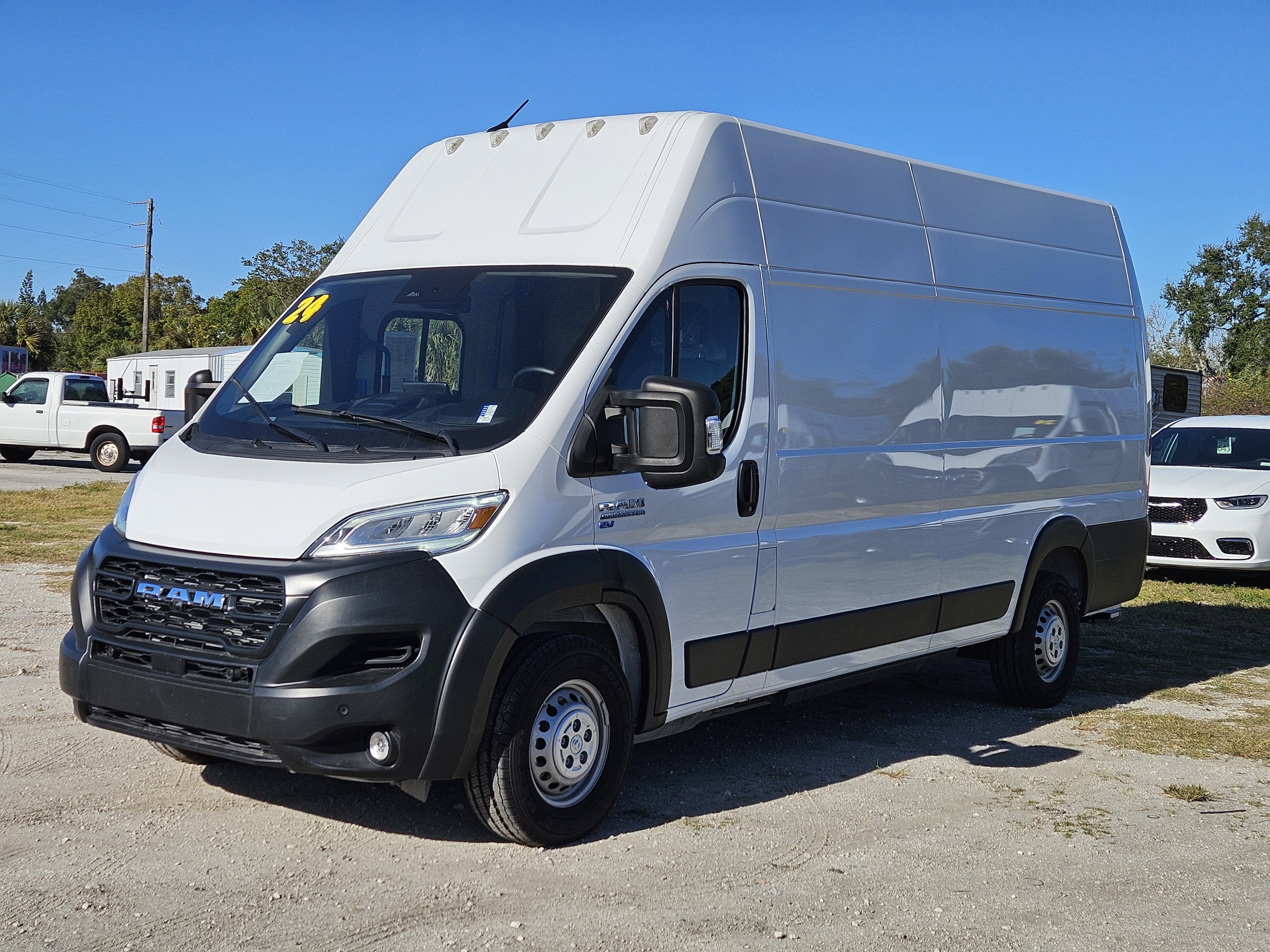 Used 2024 RAM ProMaster 3500 w/ Delivery Van Package image 2