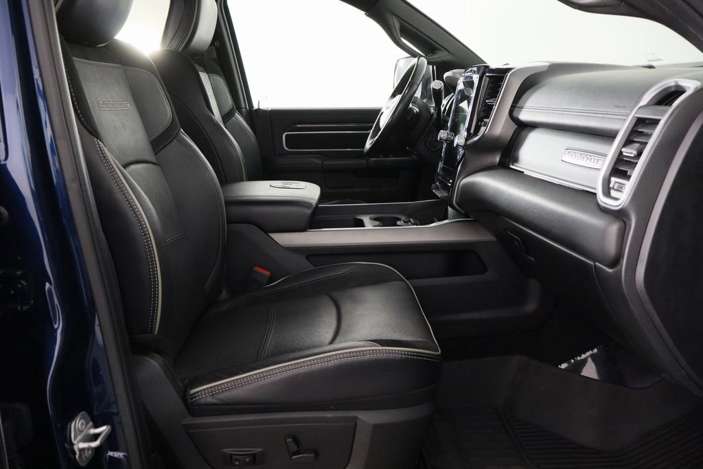 Used 2021 RAM 2500 Laramie w/ Night Edition image 11