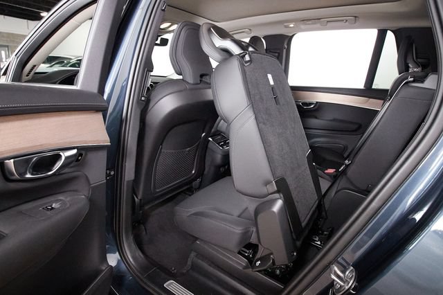 Used 2025 Volvo XC90 B6 Plus w/ Protection Package Premier AWD/4WD image 25
