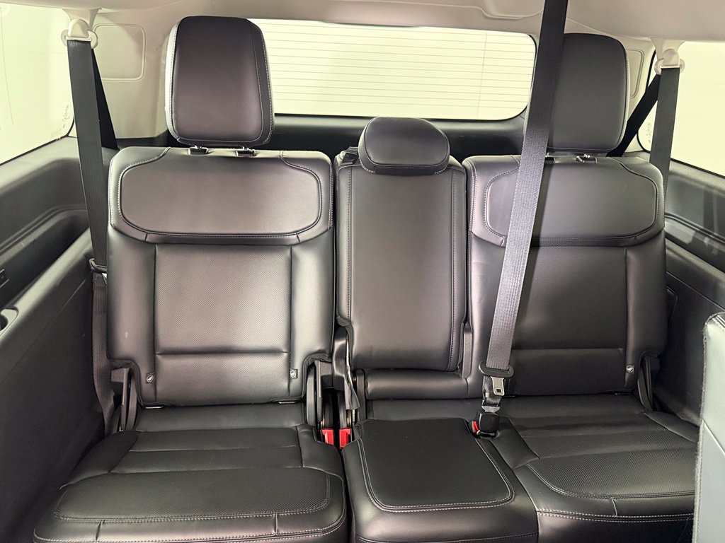 Used 2025 Ford Expedition Max Platinum AWD/4WD image 21