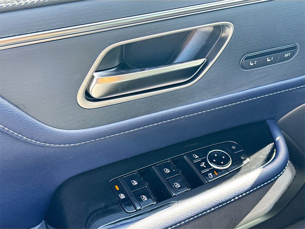 New 2026 INFINITI QX80 SPORT w/ Sport Exterior Package image 18