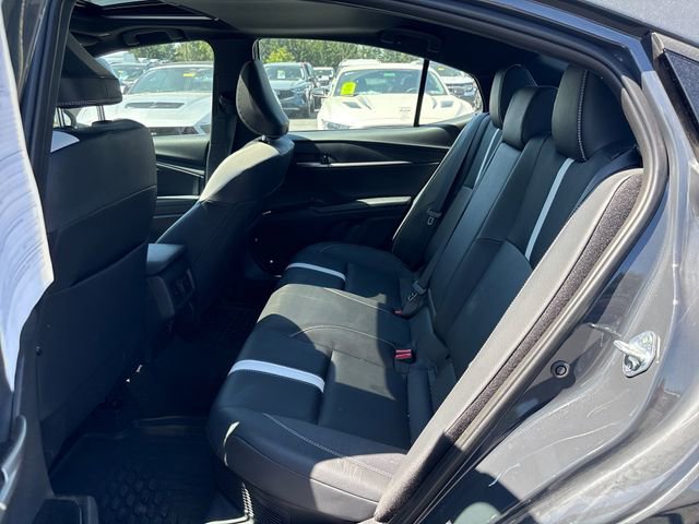 Used 2025 Toyota Camry SE w/ Convenience Package FWD image 11