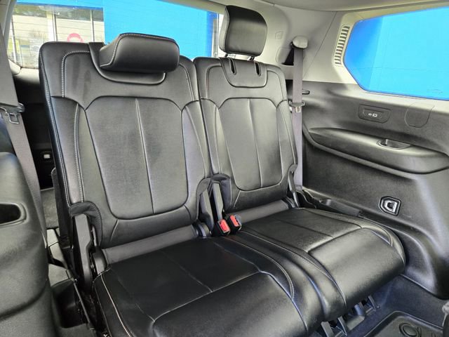 Used 2023 Jeep Grand Cherokee L Limited AWD/4WD image 30