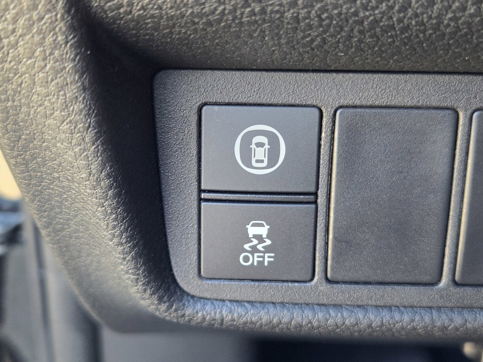 Used 2018 Honda Accord EX image 25