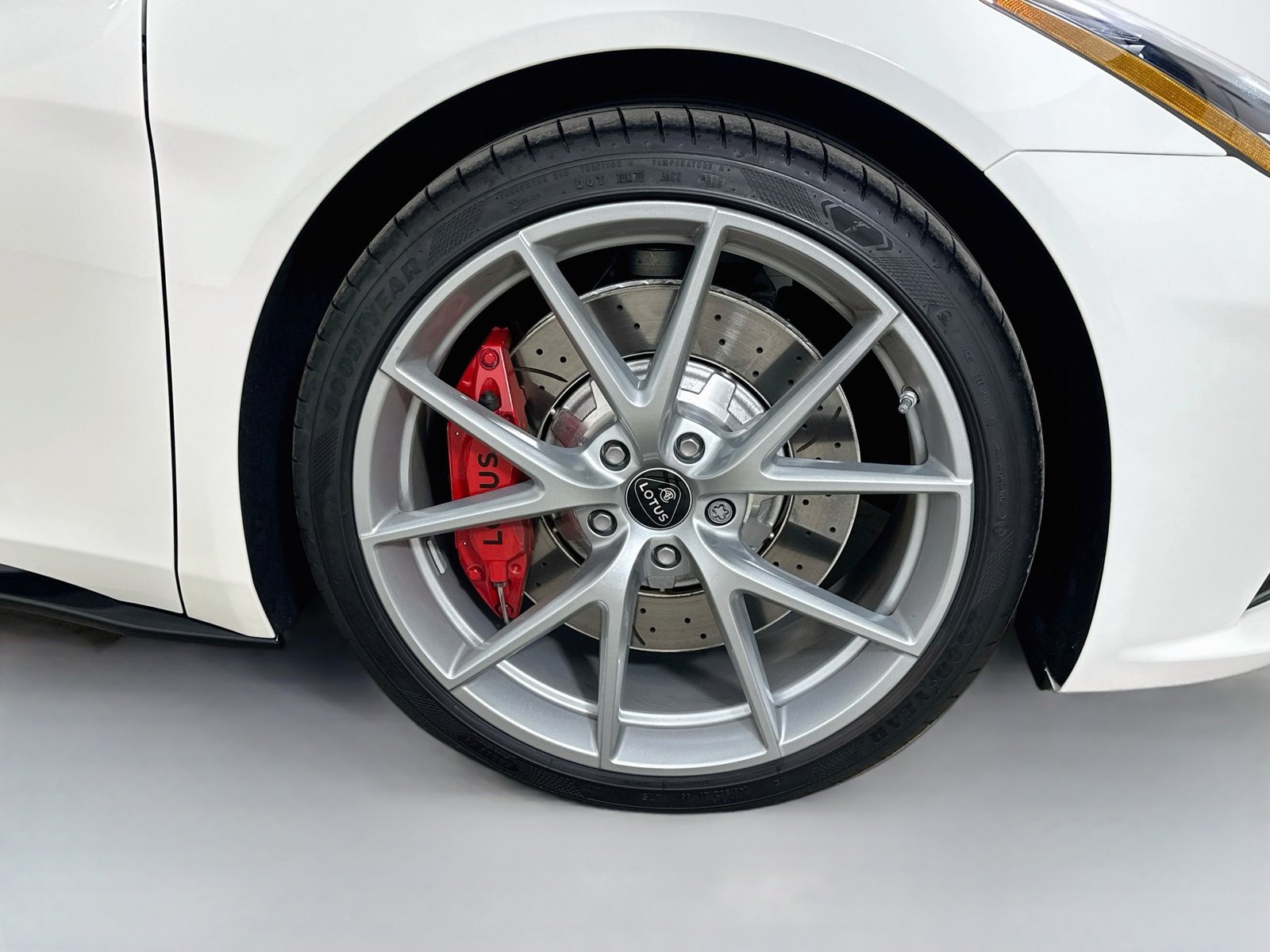 New 2025 Lotus Emira RWD image 10