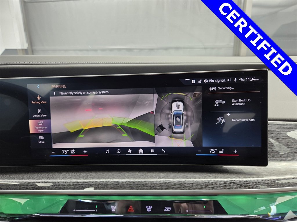 Certified 2025 BMW 760i xDrive image 36