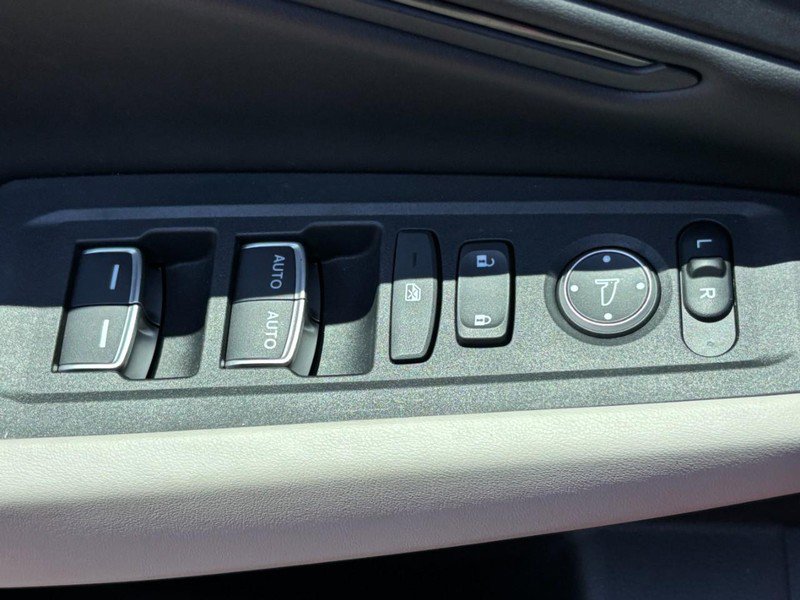 Used 2024 Honda Accord EX image 22