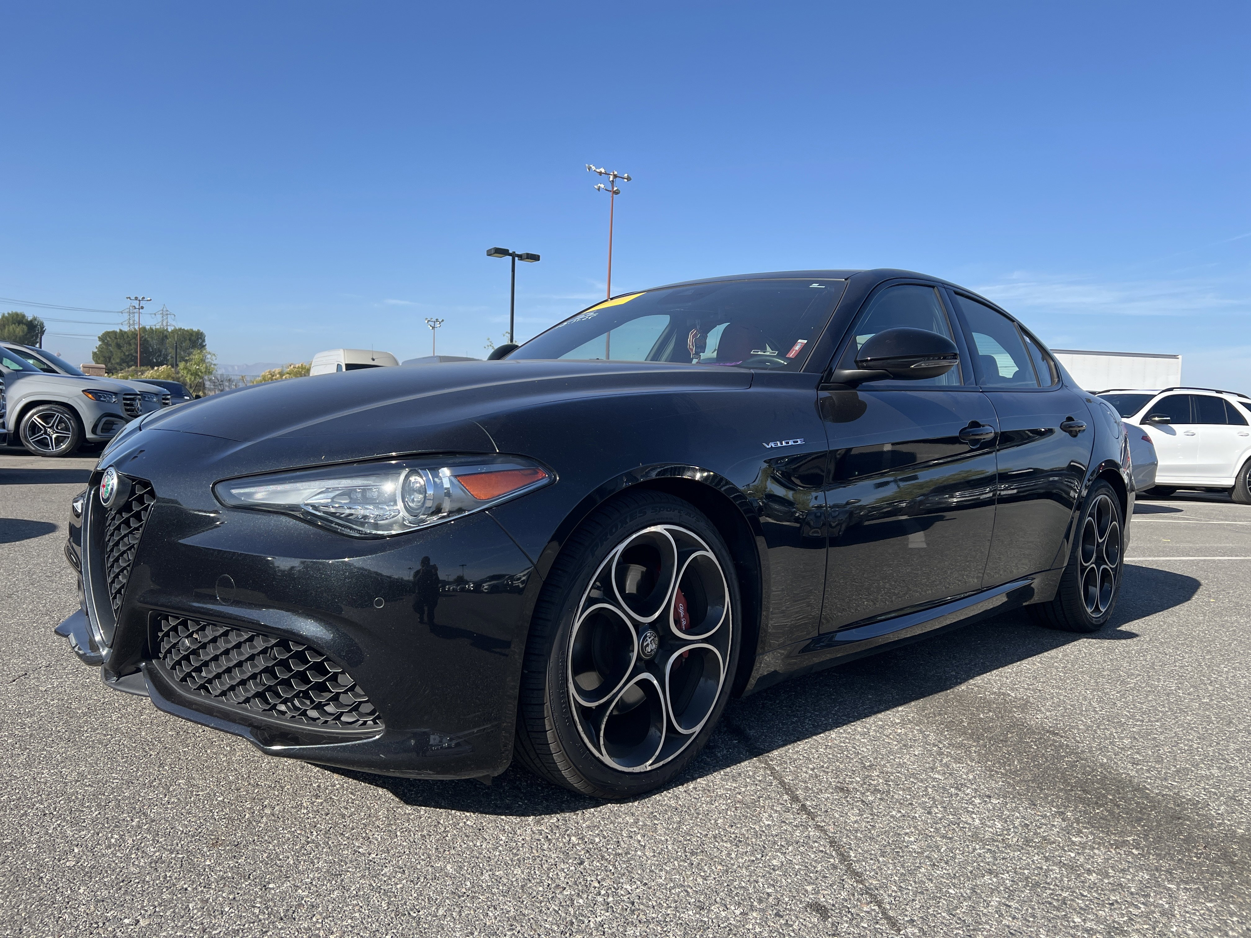 Used 2022 Alfa Romeo Giulia Veloce image 2