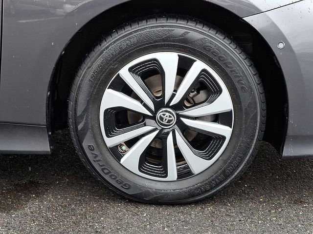 Used 2019 Toyota Prius Prime Advanced w/ Carpet Mat Package FWD image 8