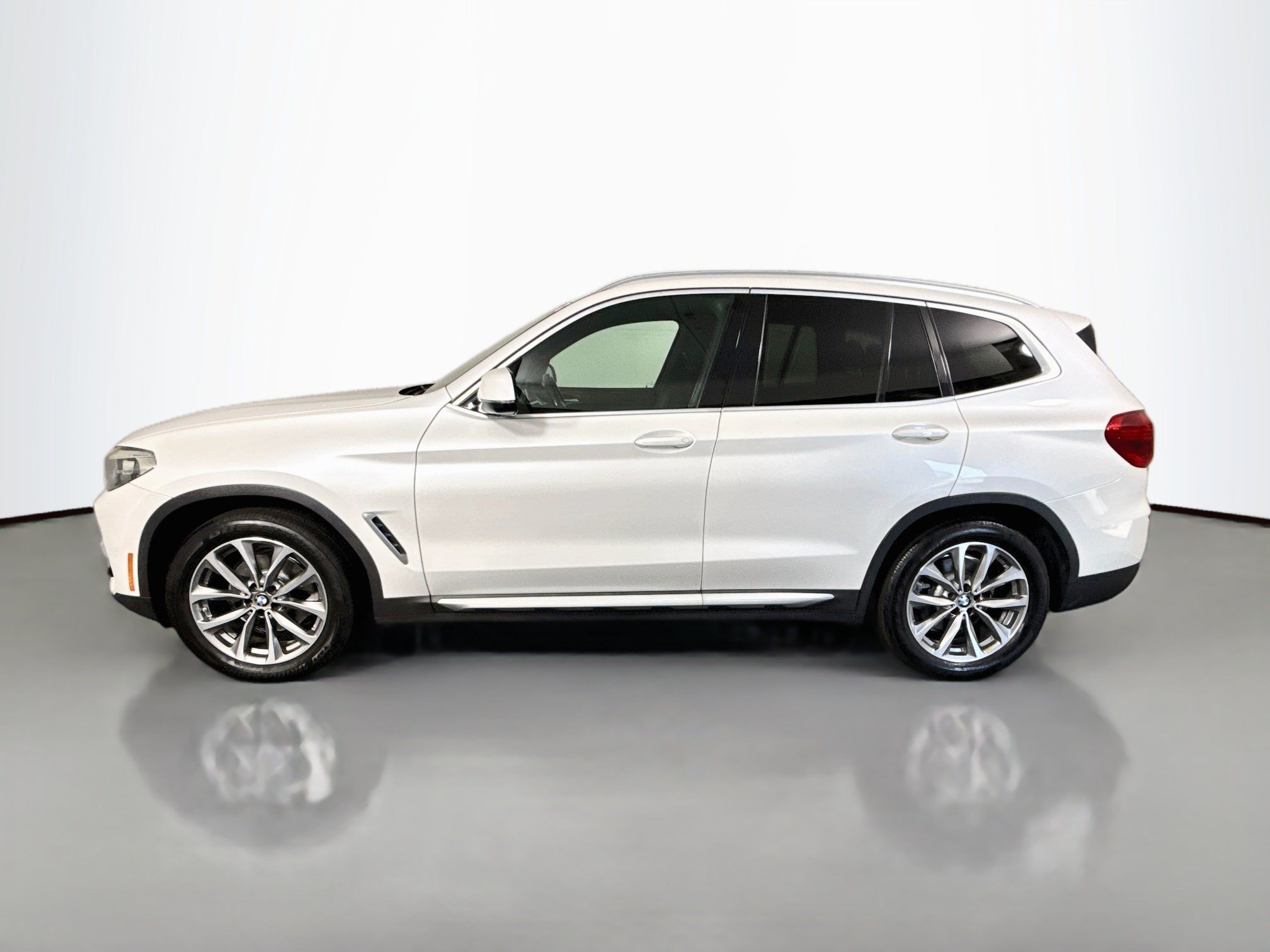 Used 2019 BMW X3 sDrive30i RWD image 6