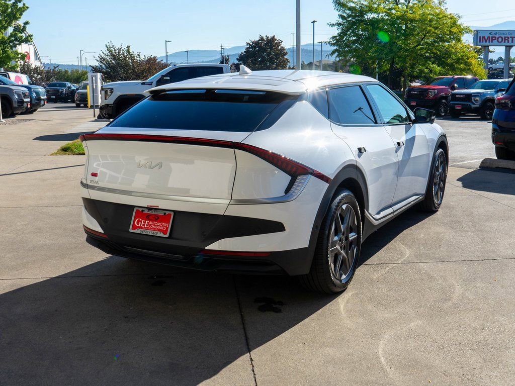 New 2025 Kia EV6 Light w/ Light LR Technology Package image 7