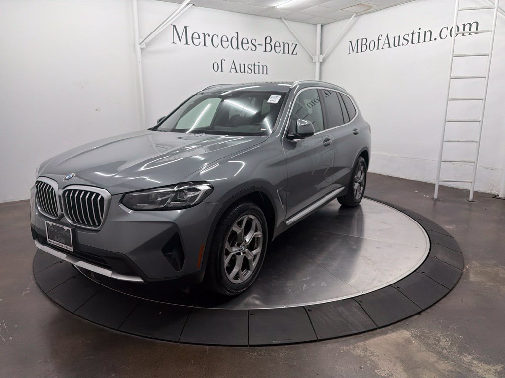 Used 2023 BMW X3 xDrive30i w/ Convenience Package AWD/4WD image 3