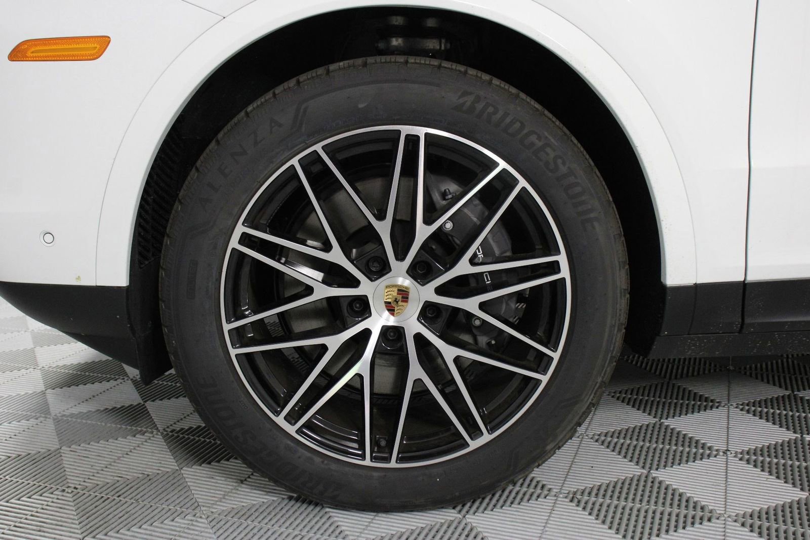 New 2026 Porsche Cayenne Coupe image 17