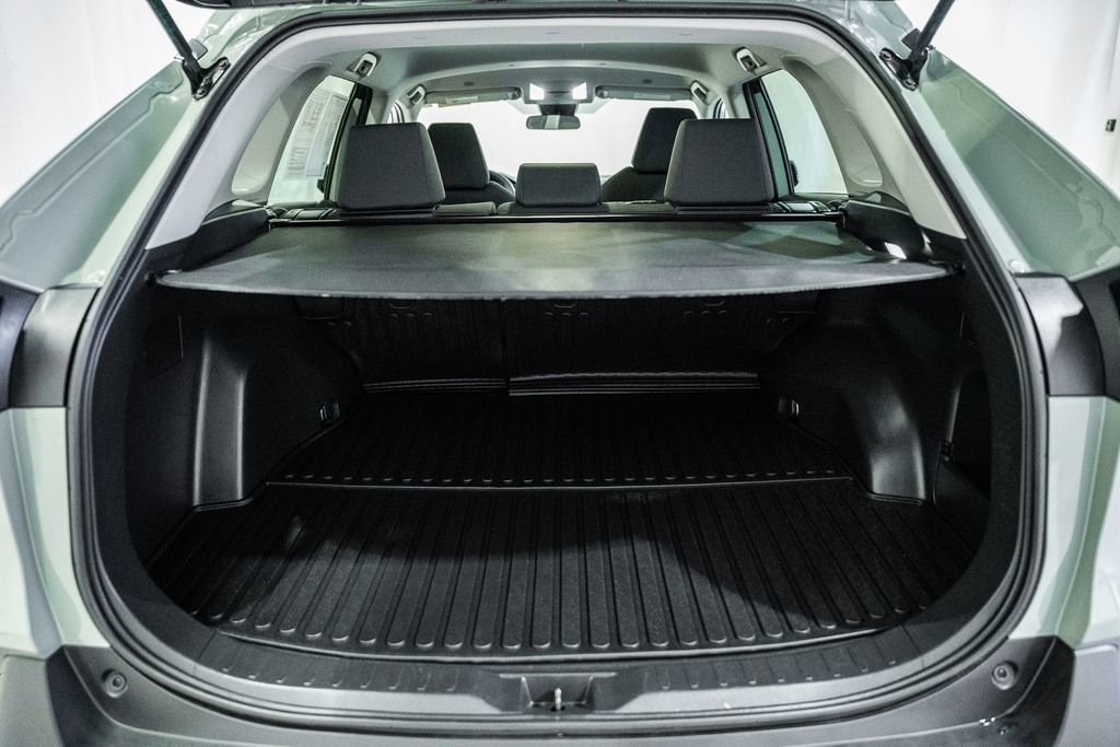 Used 2023 Toyota RAV4 XLE image 9