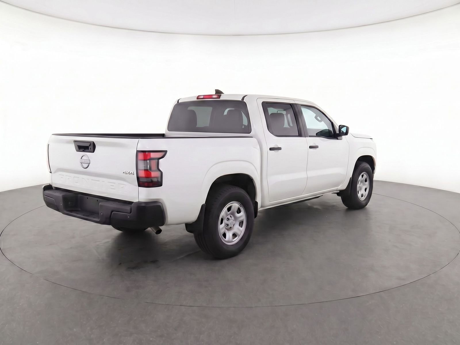 Used 2022 Nissan Frontier S w/ Technology Package AWD/4WD image 3
