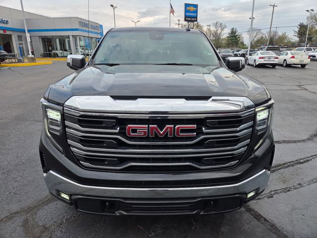 Used 2025 GMC Sierra 1500 SLT image 2