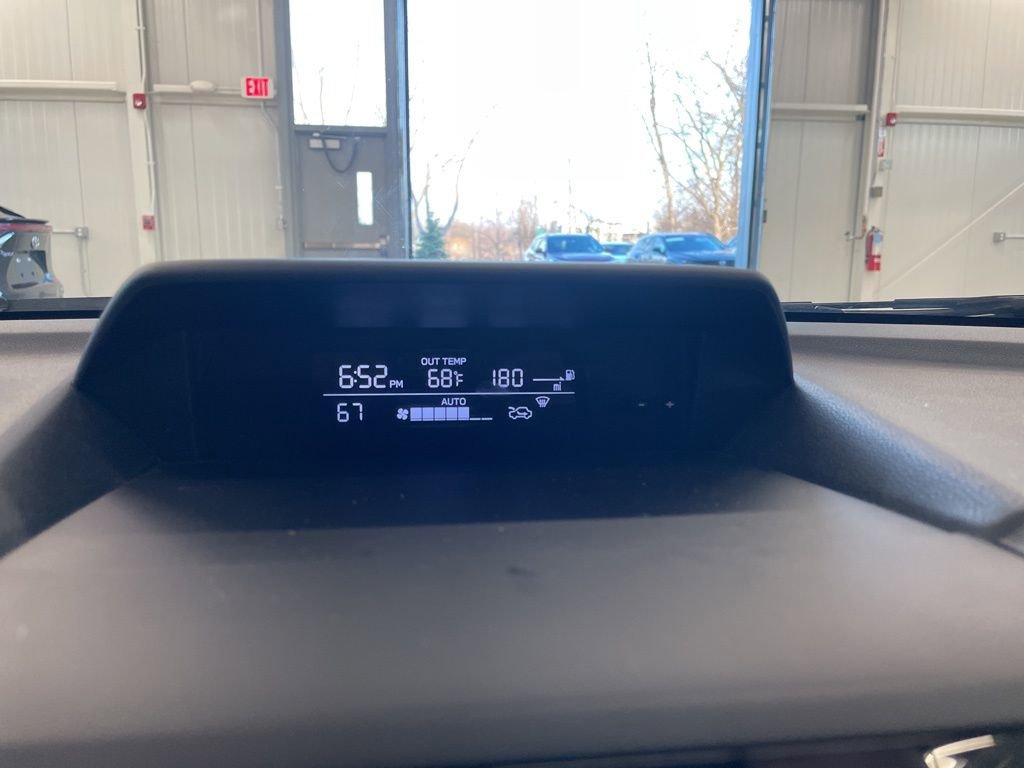 Certified 2023 Subaru Crosstrek 2.0i Premium AWD/4WD image 15
