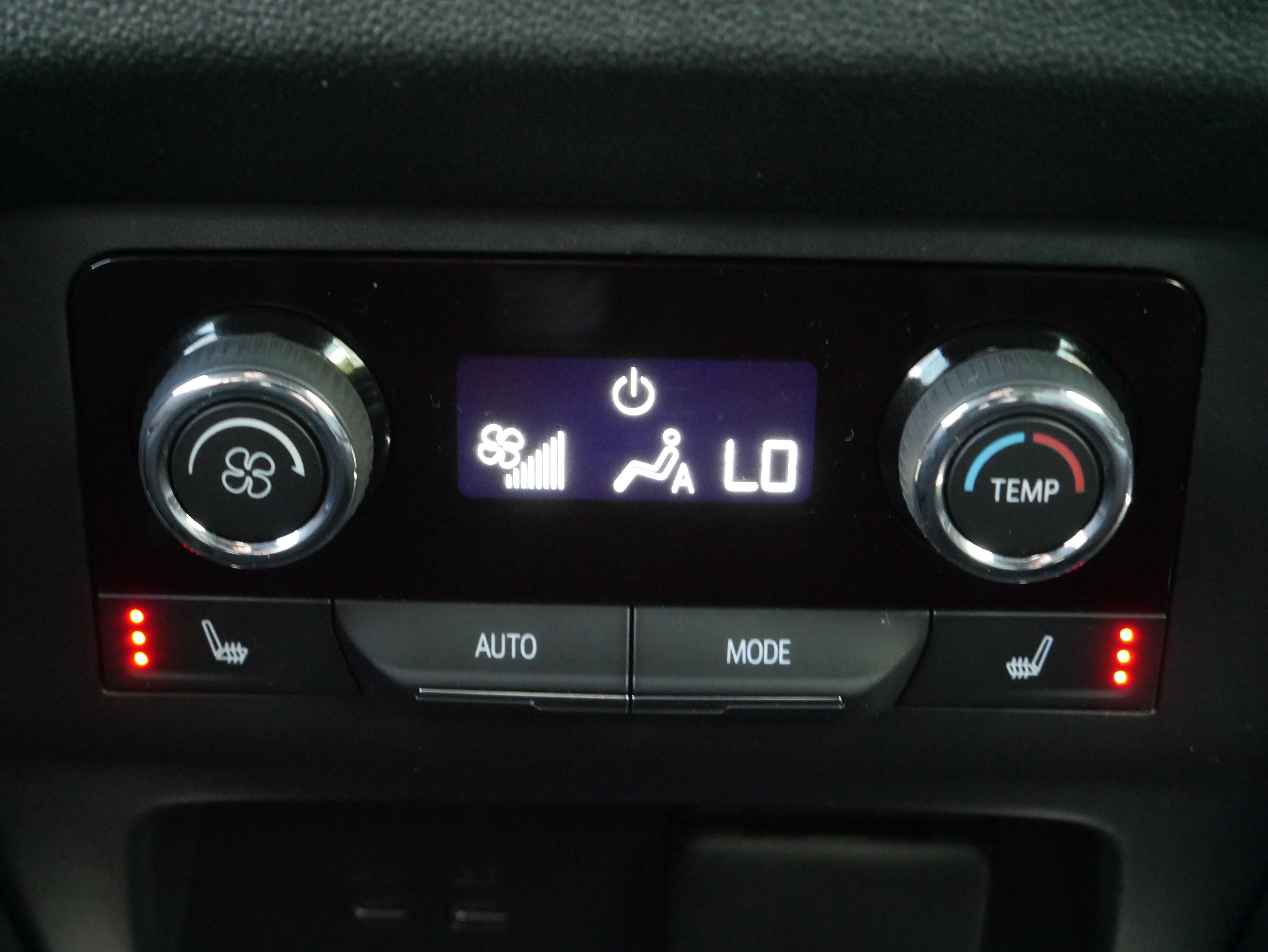 Certified 2026 Chevrolet Traverse RS AWD/4WD image 18