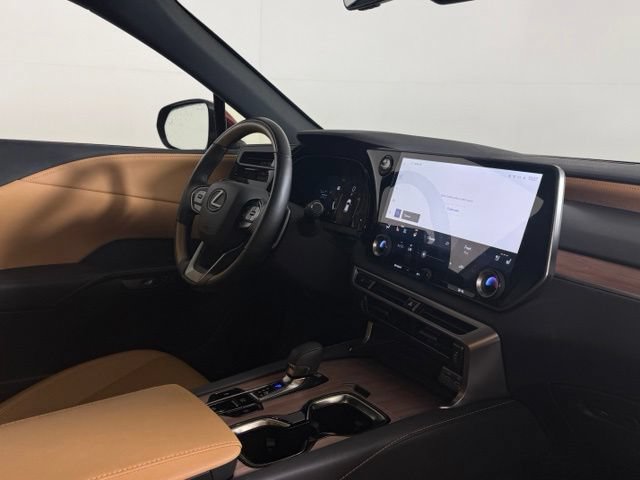 Used 2025 Lexus RX 350 Premium w/ Accessory Package (Z1) FWD image 19