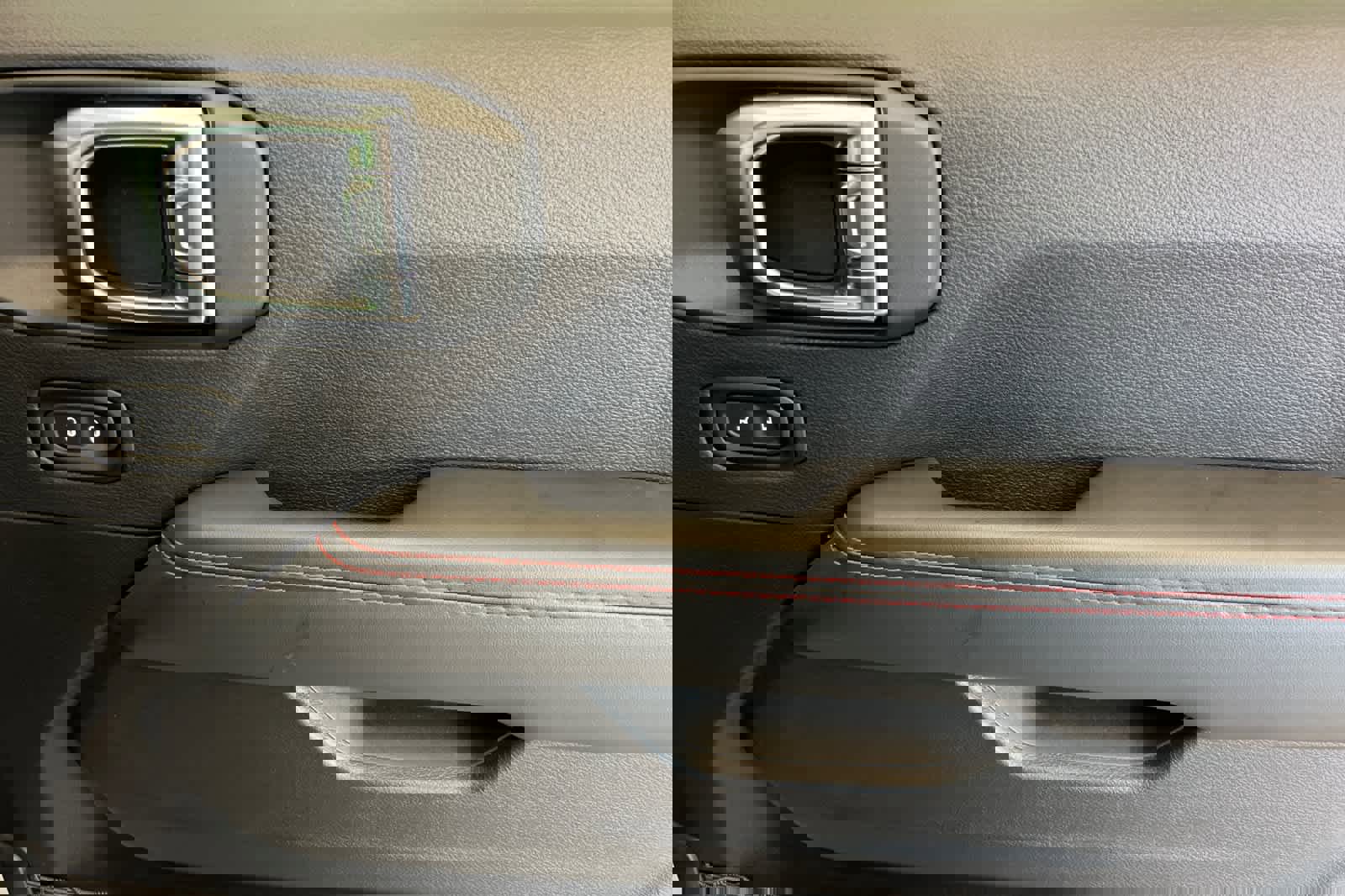 Used 2025 Jeep Wrangler Rubicon w/ Xtreme 35 Tire Package image 18