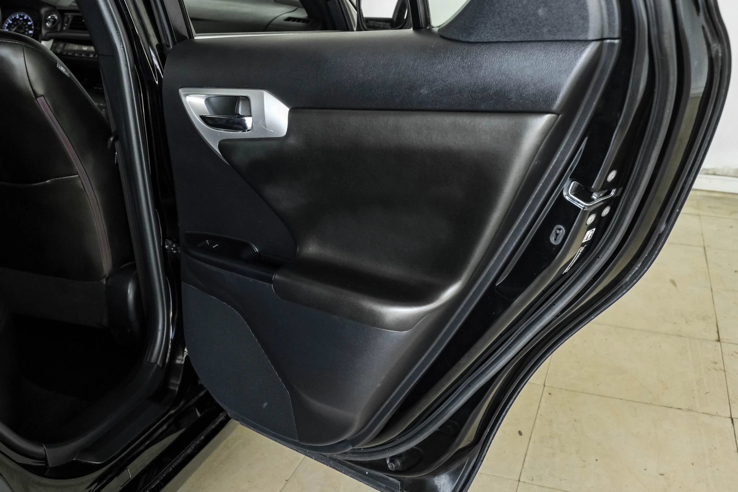 Used 2013 Lexus CT 200h w/ F Sport Pkg w/Nuluxe Trim FWD image 37