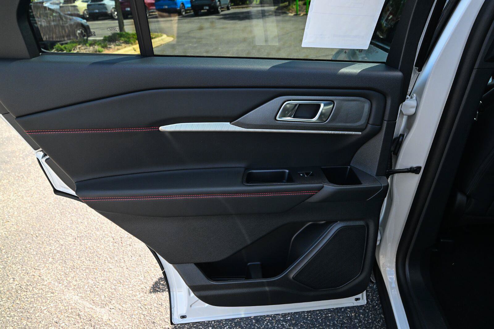 New 2026 Ford Explorer ST-Line w/ ST-Line Street Pack AWD/4WD image 21