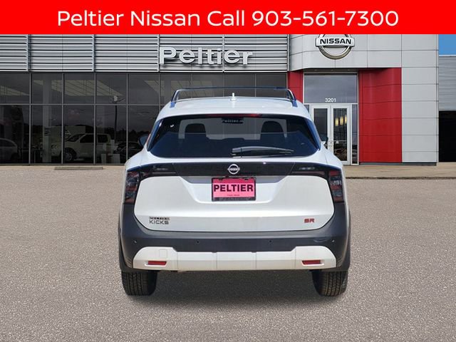 New 2025 Nissan Kicks SR w/ Illumination Package FWD image 4