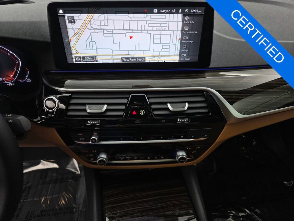 Certified 2023 BMW 530i w/ Premium Package image 23