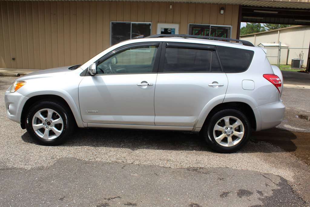 Used 2009 Toyota RAV4 Limited image 4