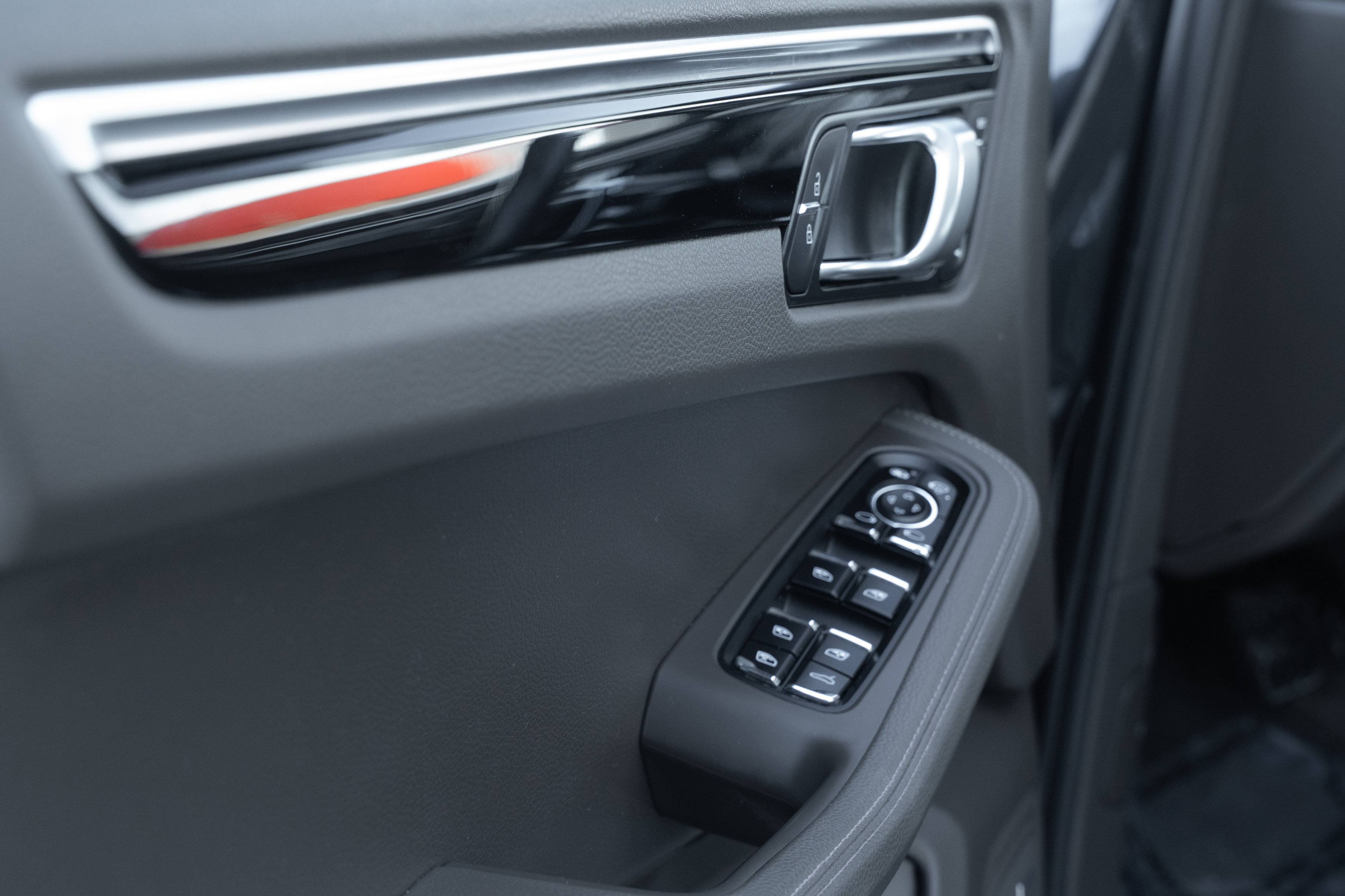 Used 2019 Porsche Macan S image 22