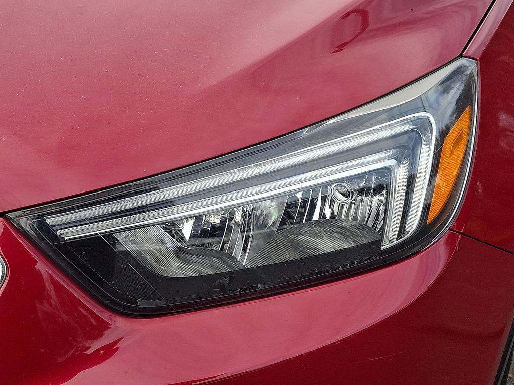 Certified 2019 Buick Encore Preferred w/ Safety Package image 9