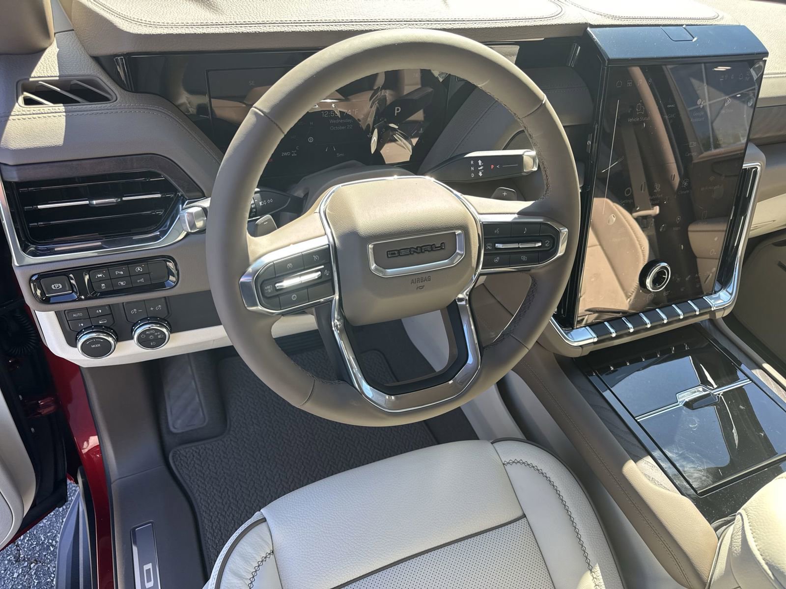 Used 2026 GMC Yukon XL Denali AWD/4WD image 18