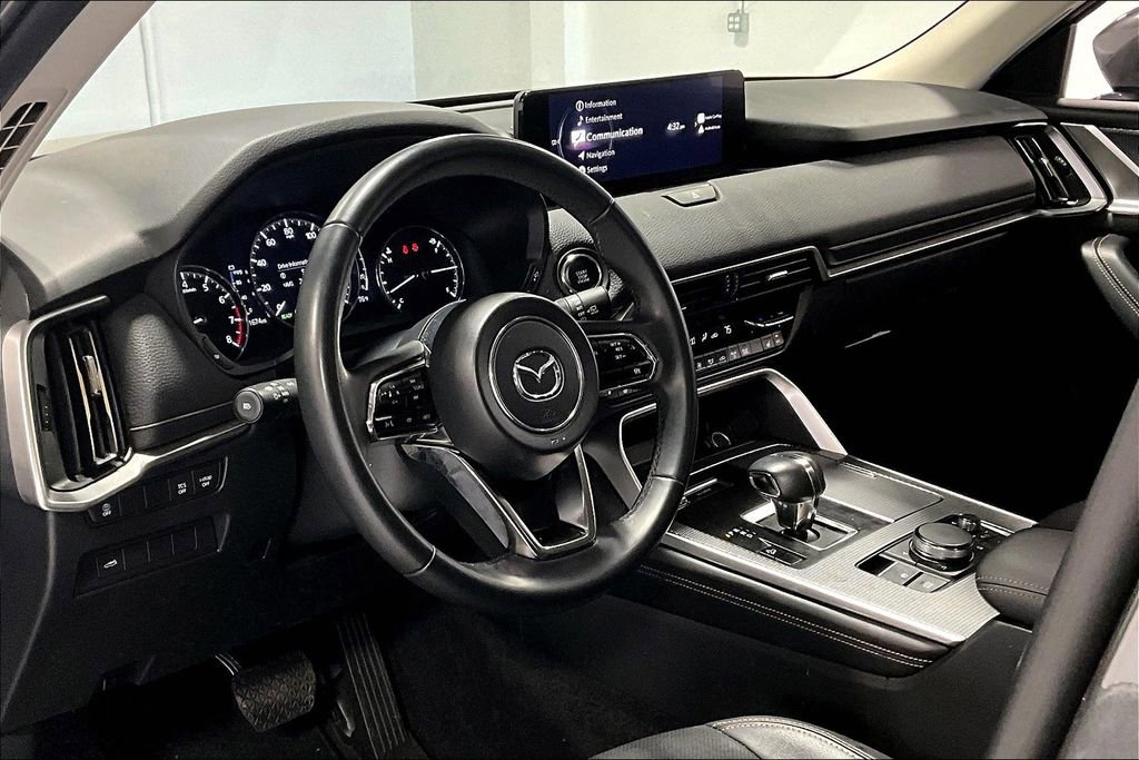 Used 2024 MAZDA CX-90 3.3 Turbo w/ Preferred Plus image 16