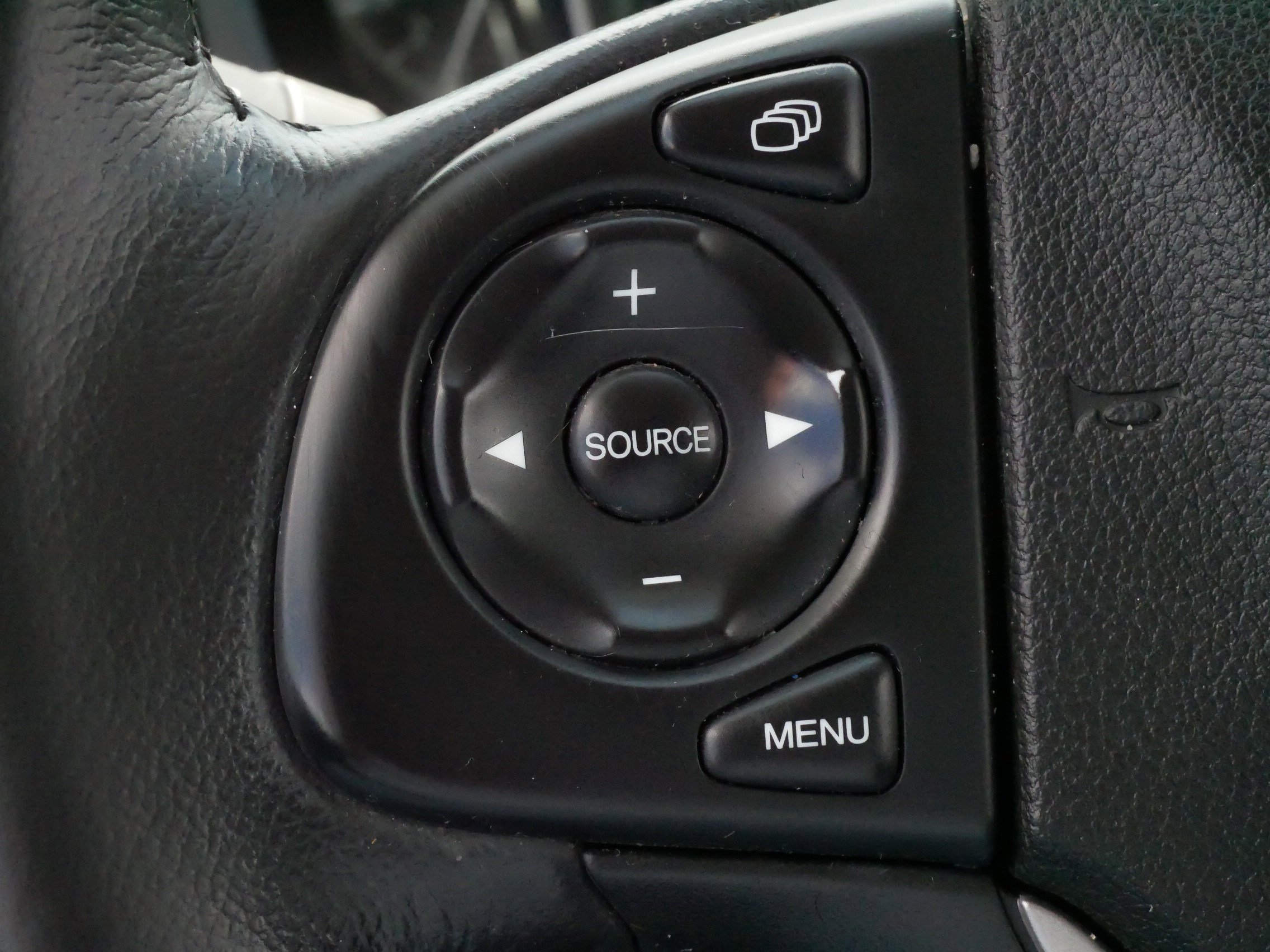 Used 2014 Honda CR-V EX-L image 26