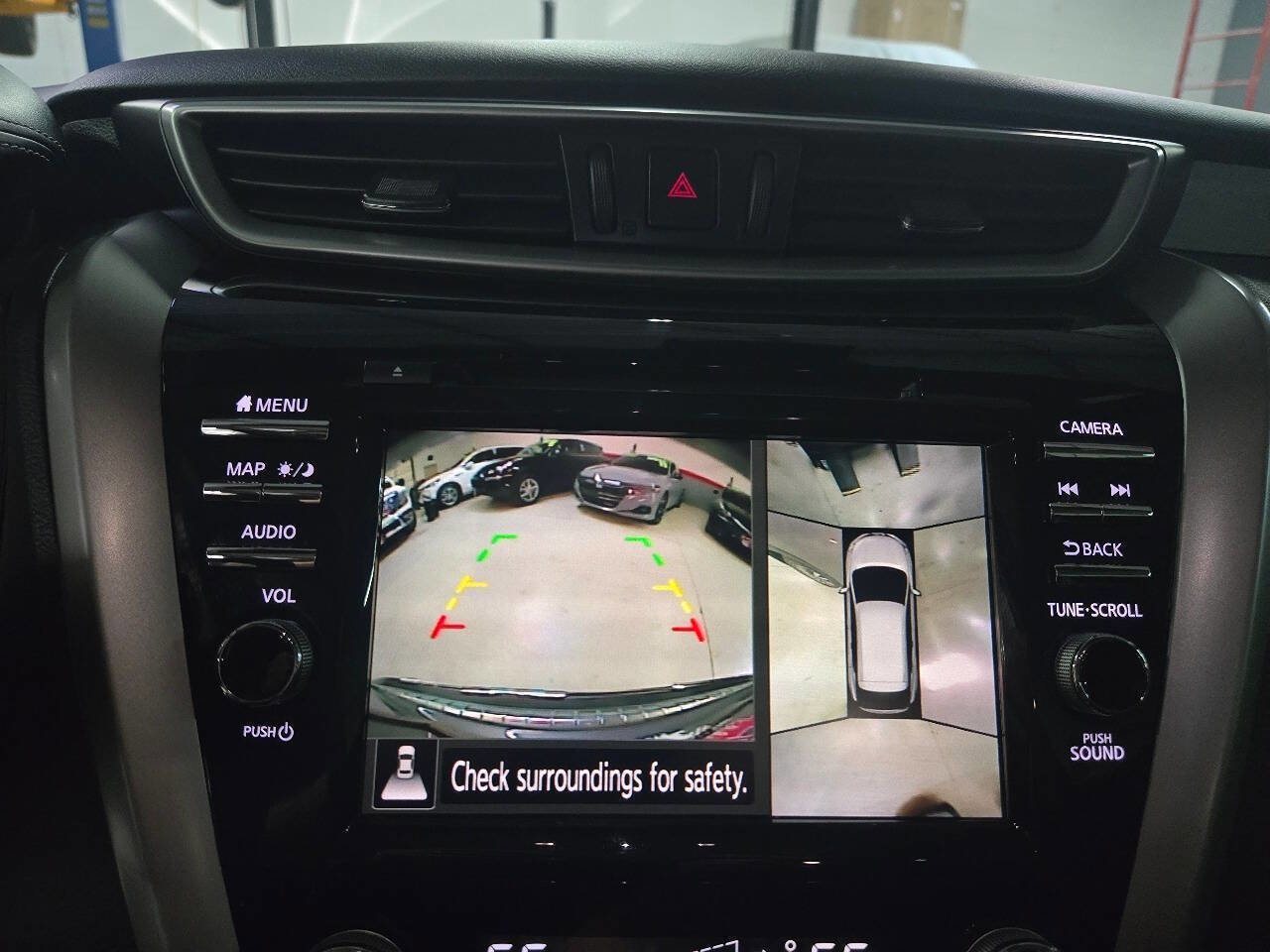 Used 2020 Nissan Murano SL w/ Moonroof Package image 17