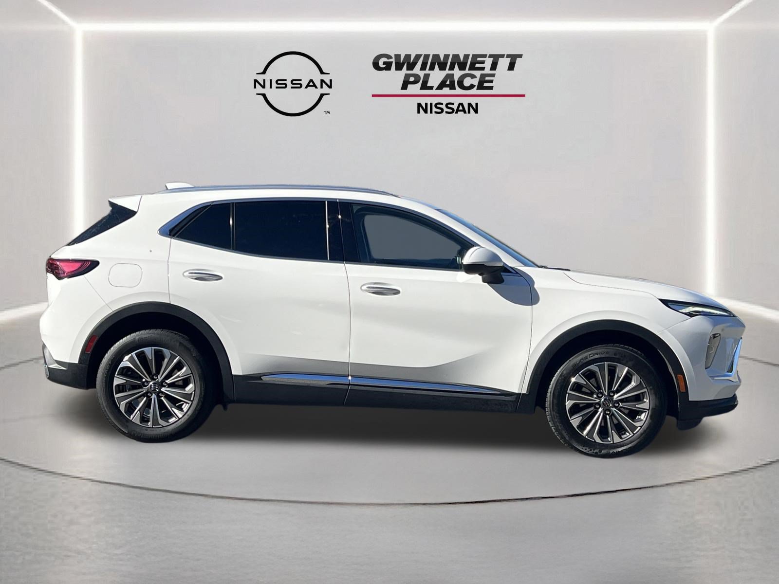 Used 2024 Buick Envision Preferred AWD/4WD image 25