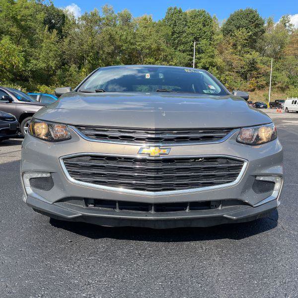 Used 2018 Chevrolet Malibu LT FWD image 8